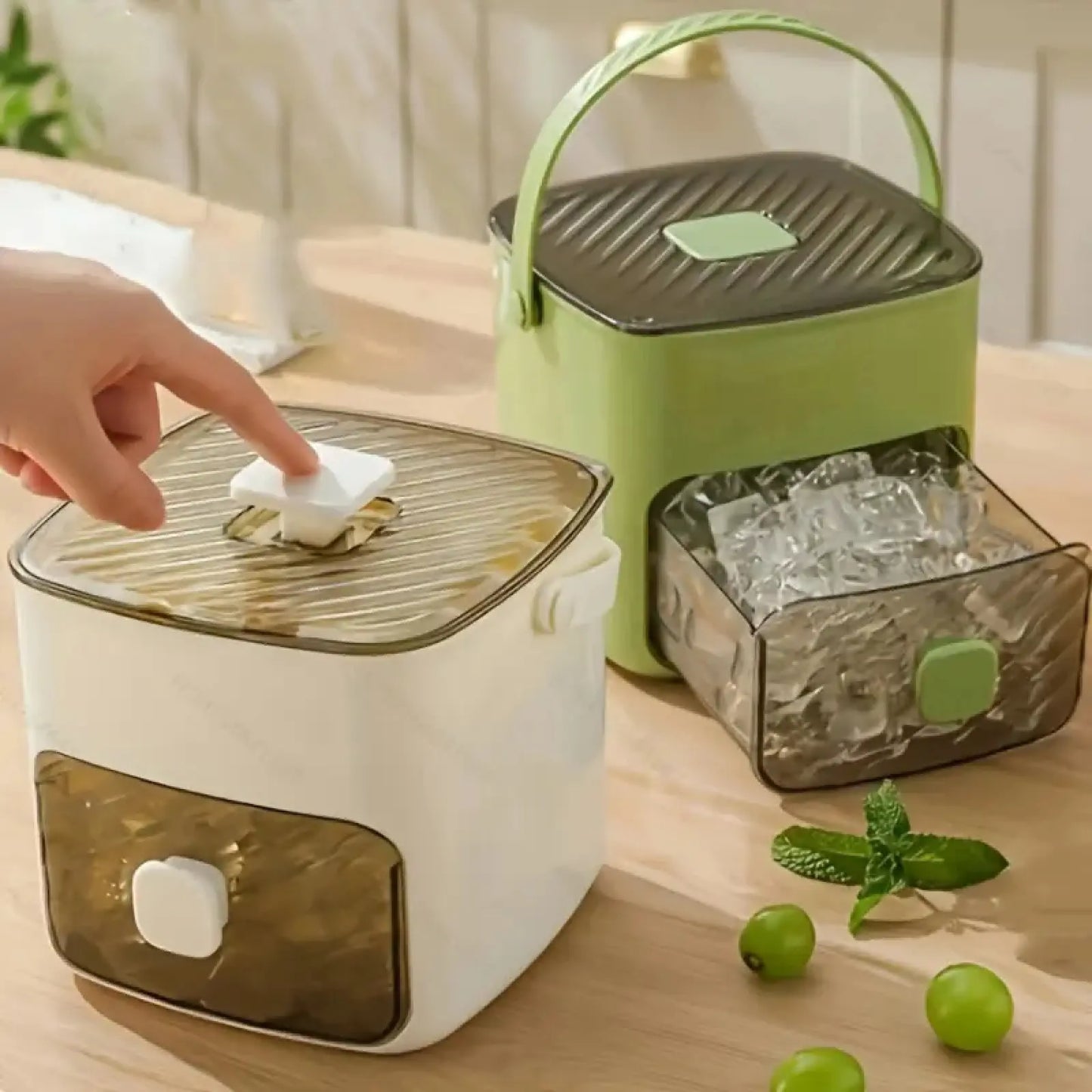 48-Compartment Portable Ice Maker with Easy-Press Lid - Double-Layer Design, Silicone Tray Included, Durable Plastic Construction, Ideal for Beverage Cooling and Homemade Frozen Foods
